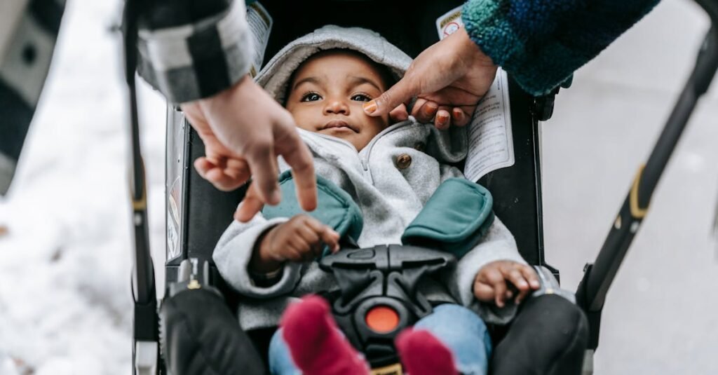 que prendas no llevar para abrigar a un bebe en el coche