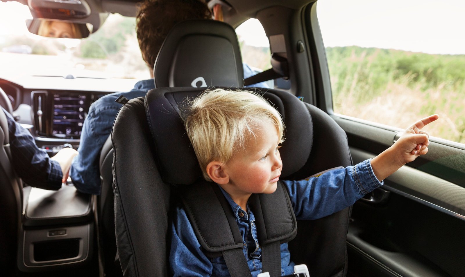 ¿Cuándo pasar al bebé del grupo 0 a una silla a contramarcha más grande?
